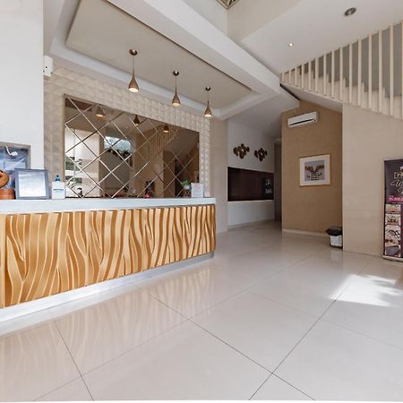 Reddoorz Hostel At Kiara Cozy Kircon בנדונג מראה חיצוני תמונה