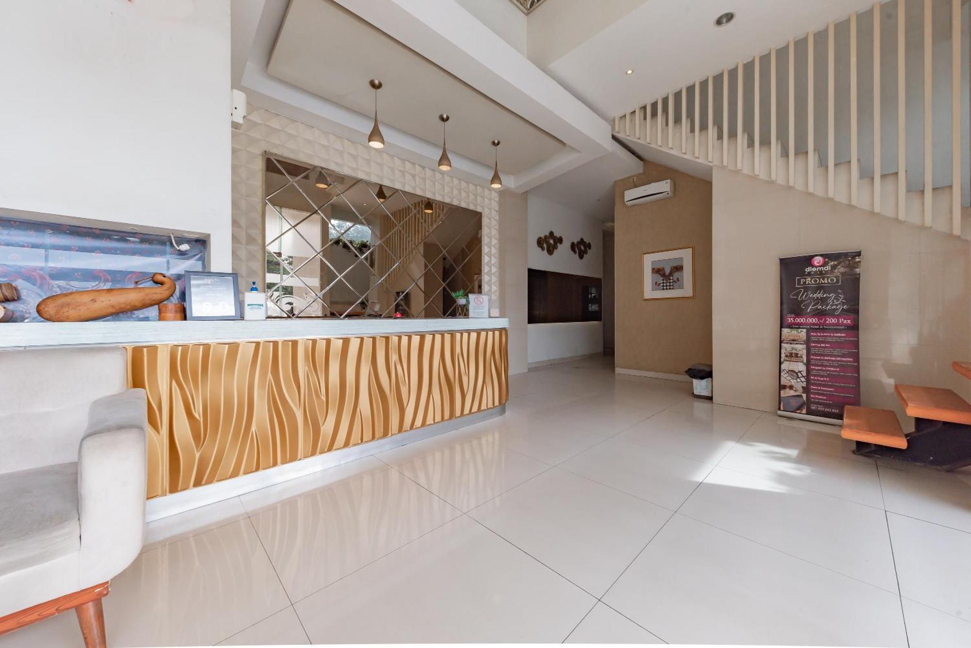 Reddoorz Hostel At Kiara Cozy Kircon בנדונג מראה חיצוני תמונה